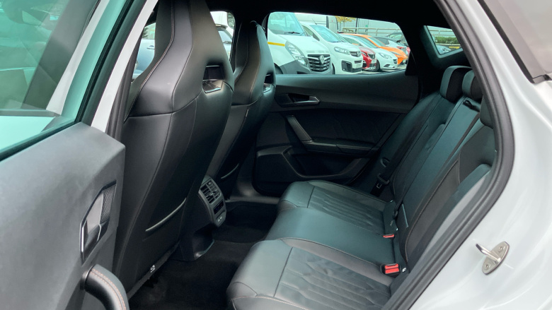 CUPRA Formentor 1.4 eHybrid 204 V2 5dr DSG Estate